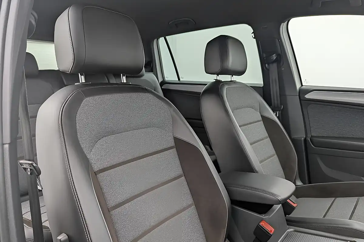 Used 2019 SEAT Tarraco Xcellence White - Interior and Exterior details 12