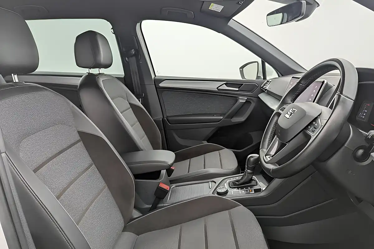 Used 2019 SEAT Tarraco Xcellence White - Interior and Exterior details 2