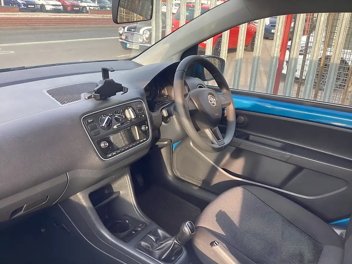 Used 2019 Skoda Citigo Se Blue - Interior and Exterior details 8