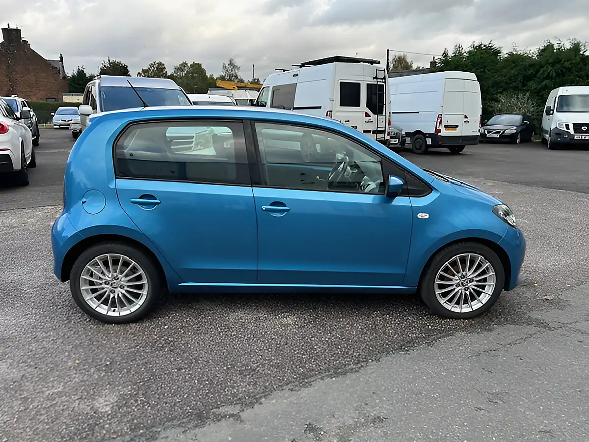 Used 2019 Skoda Citigo Se L Greentech Blue - Interior and Exterior details 6