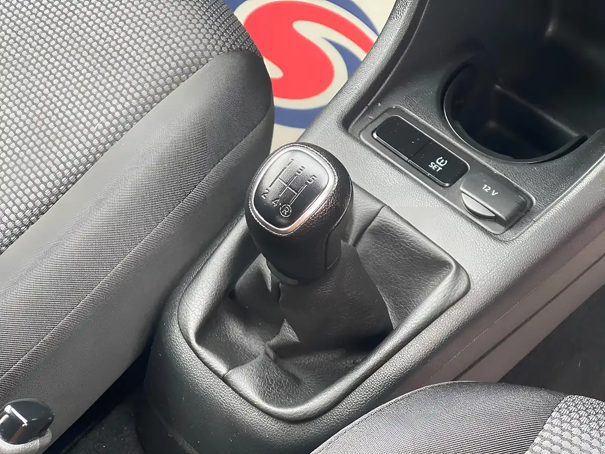 Used 2019 Skoda Citigo Se Red - Interior and Exterior details 12