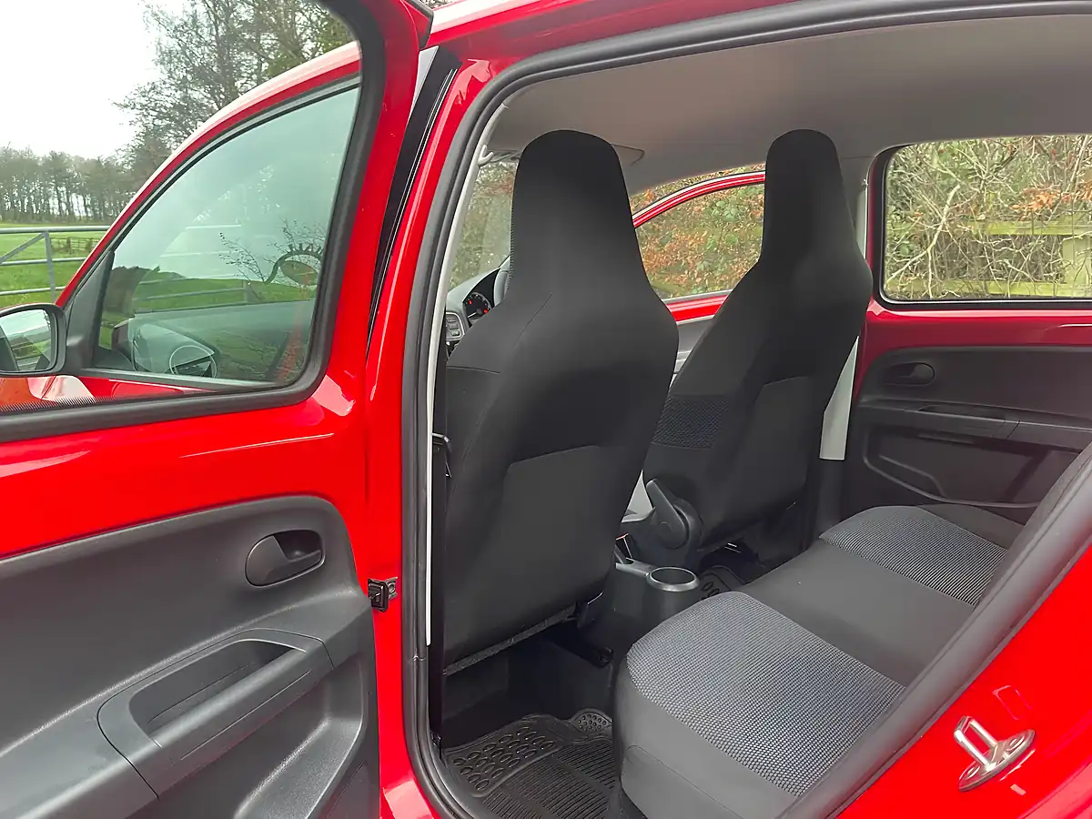Used 2019 Skoda Citigo Se Red - Interior and Exterior details 14