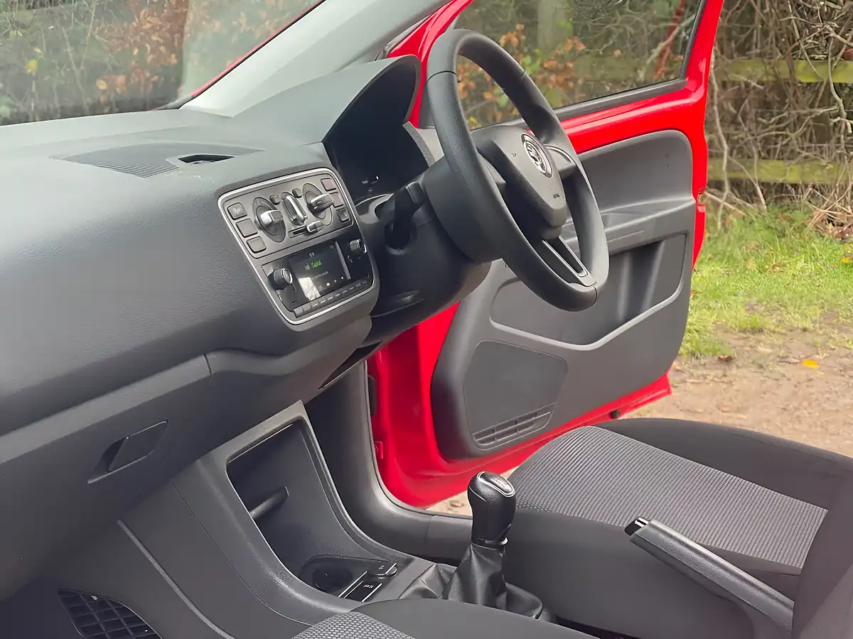 Used 2019 Skoda Citigo Se Red - Interior and Exterior details 20