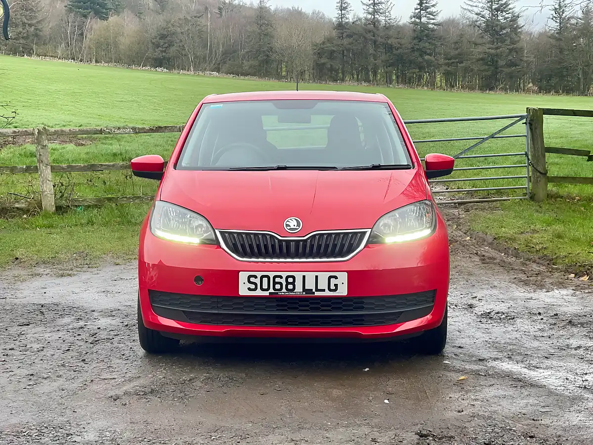 Used 2019 Skoda Citigo Se Red - Interior and Exterior details 4