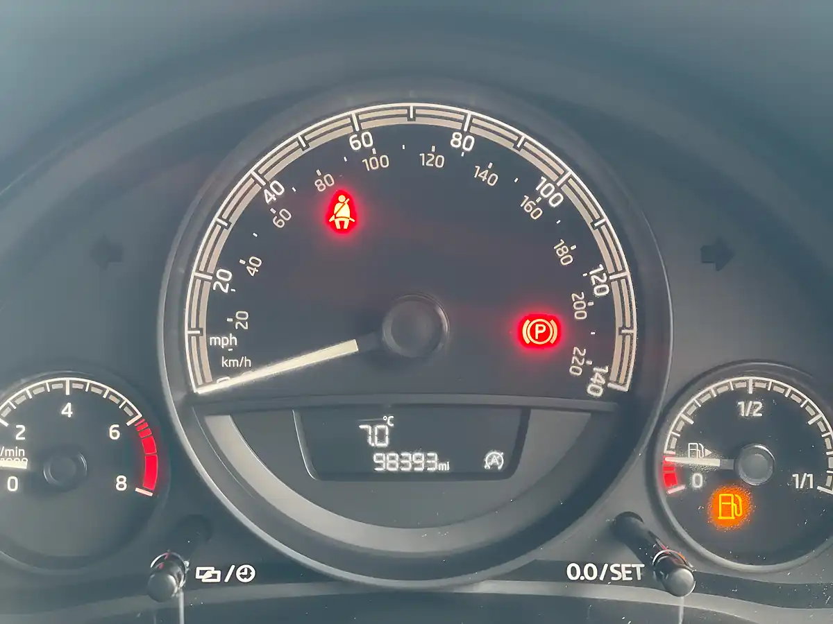 Used 2019 Skoda Citigo Se Red - Interior and Exterior details 8