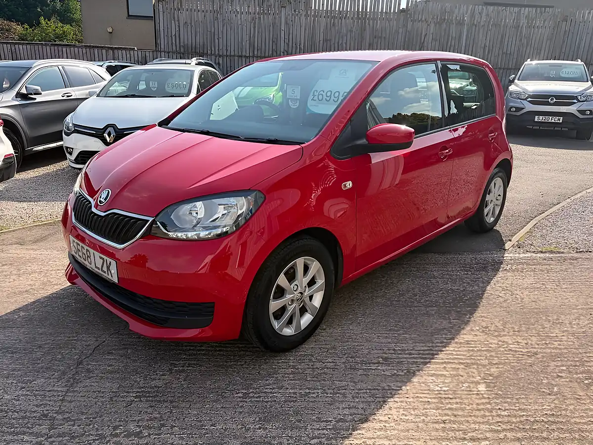 Used 2019 Skoda Citigo Se Red - Interior and Exterior details 4