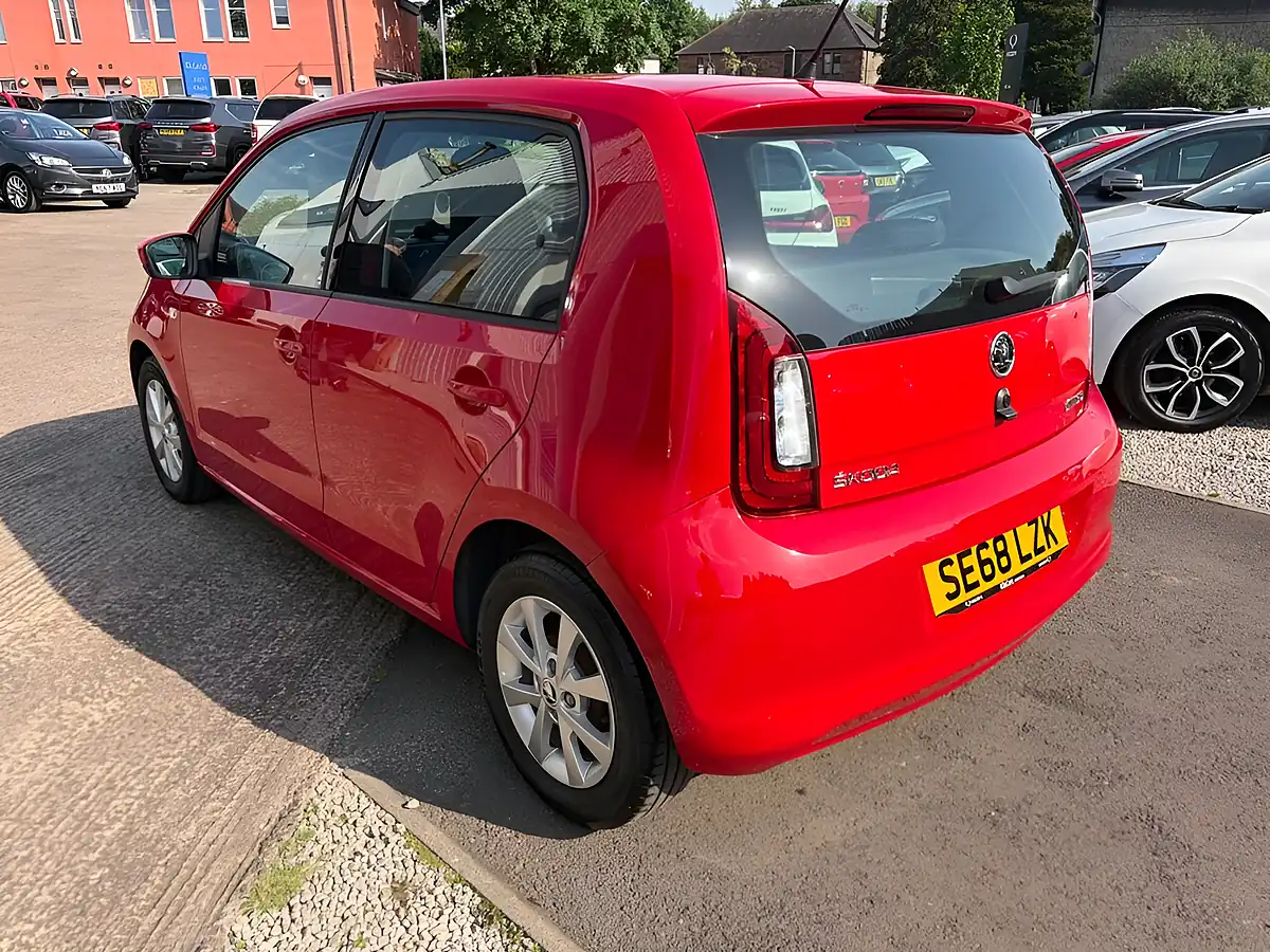 Used 2019 Skoda Citigo Se Red - Interior and Exterior details 6