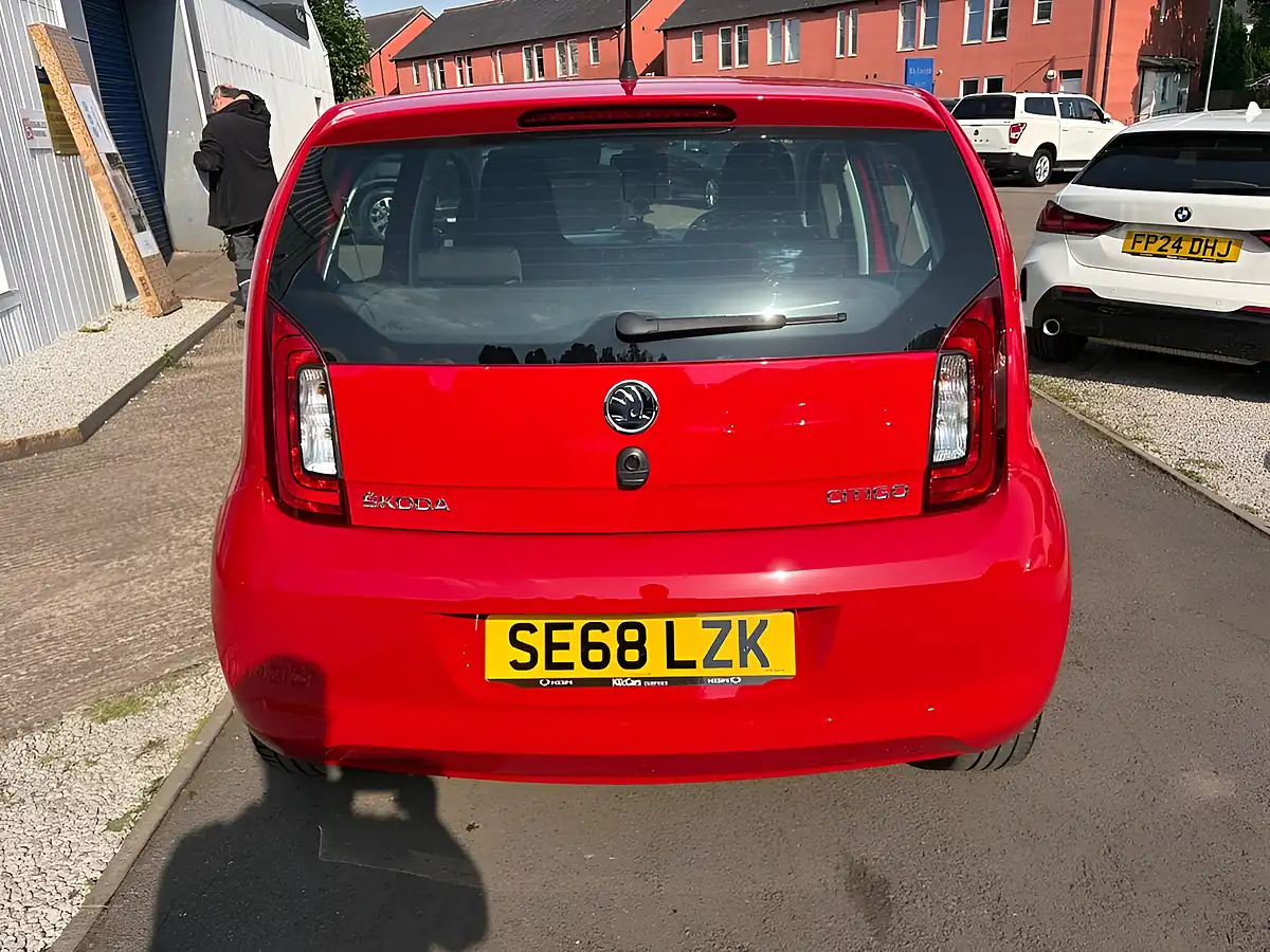 Used 2019 Skoda Citigo Se Red - Interior and Exterior details 7