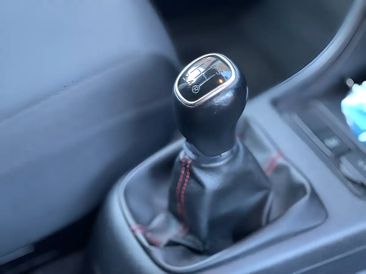 Used 2019 Skoda Citigo Se Red - Interior and Exterior details 10