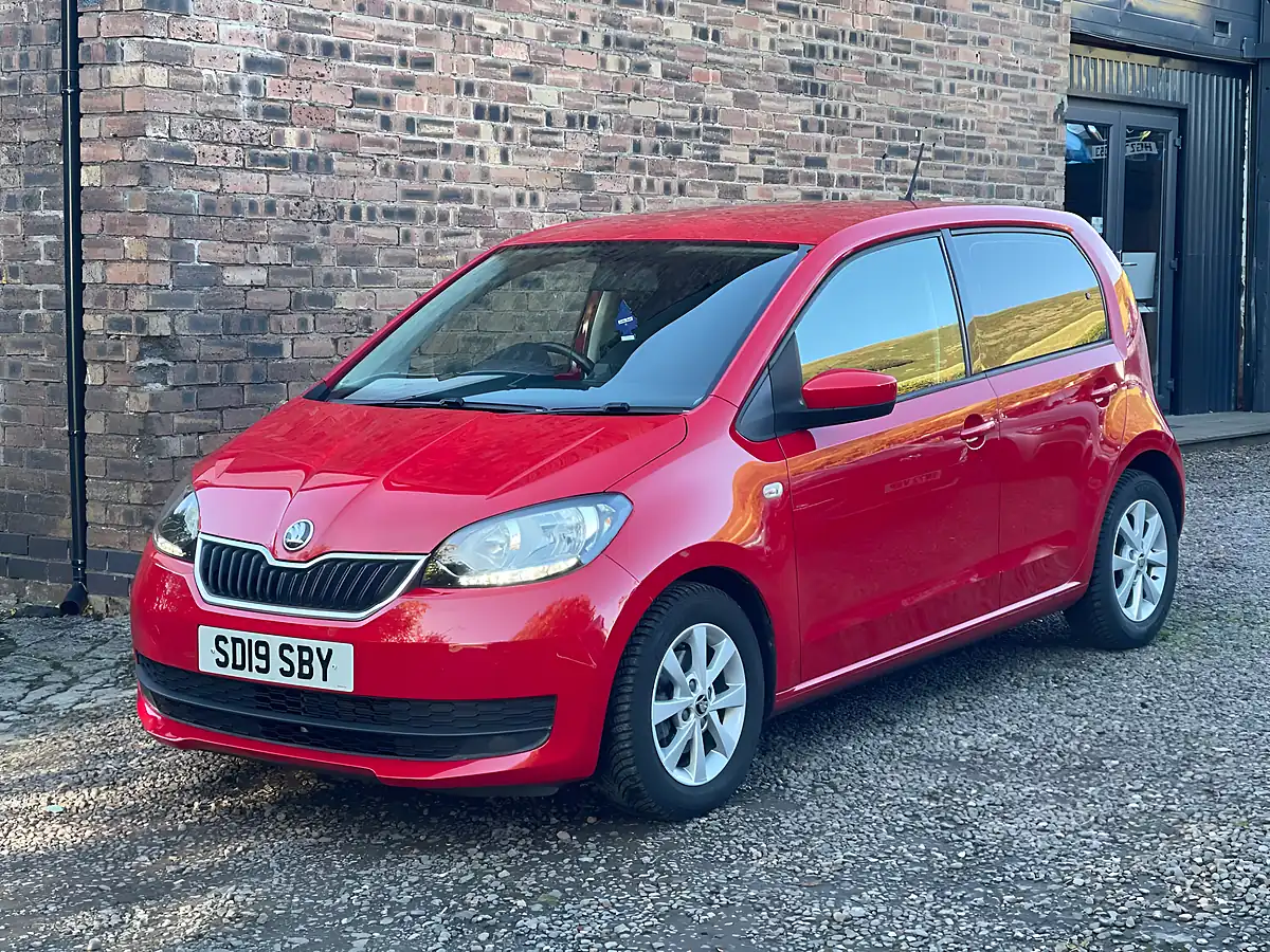 Used 2019 Skoda Citigo Se Red - Interior and Exterior details 5
