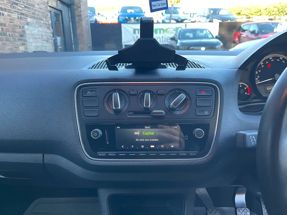 Used 2019 Skoda Citigo Se Red - Interior and Exterior details 7