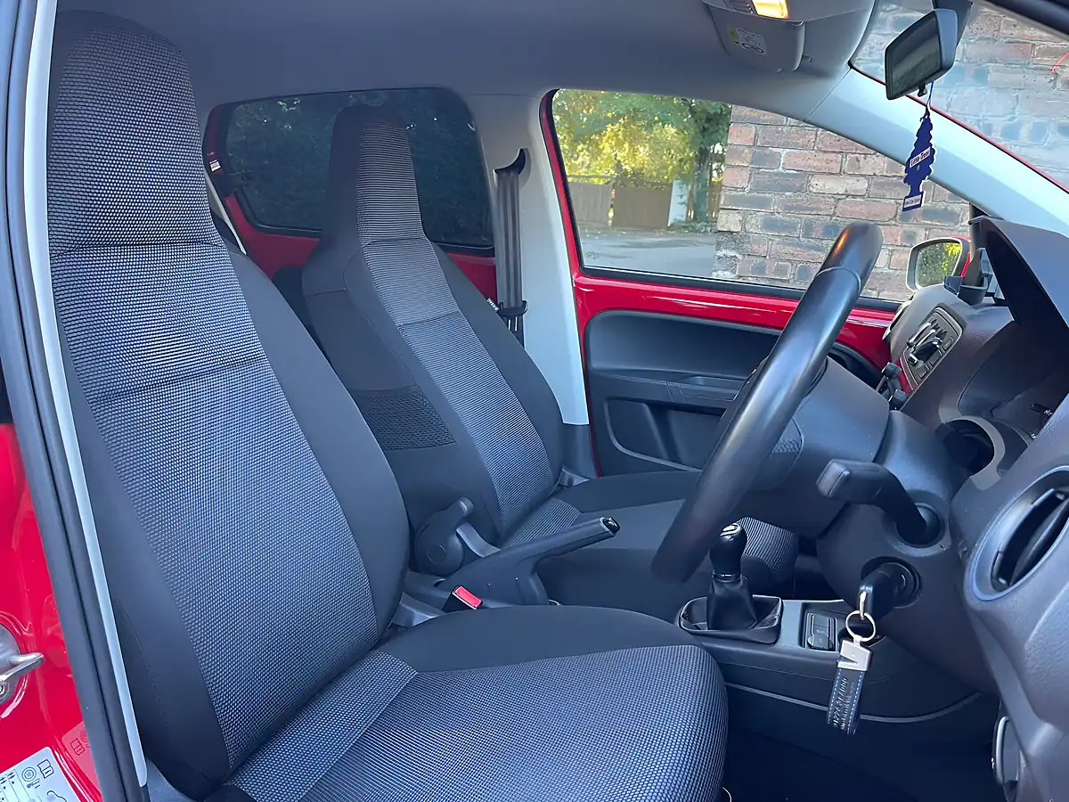 Used 2019 Skoda Citigo Se Red - Interior and Exterior details 9