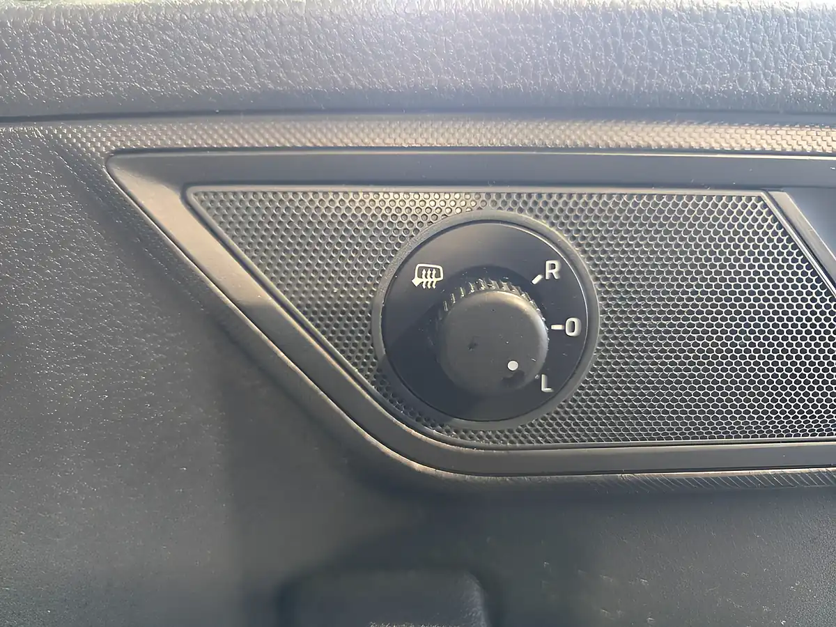 Used 2019 Skoda Fabia Monte Carlo Grey - Interior and Exterior details 17