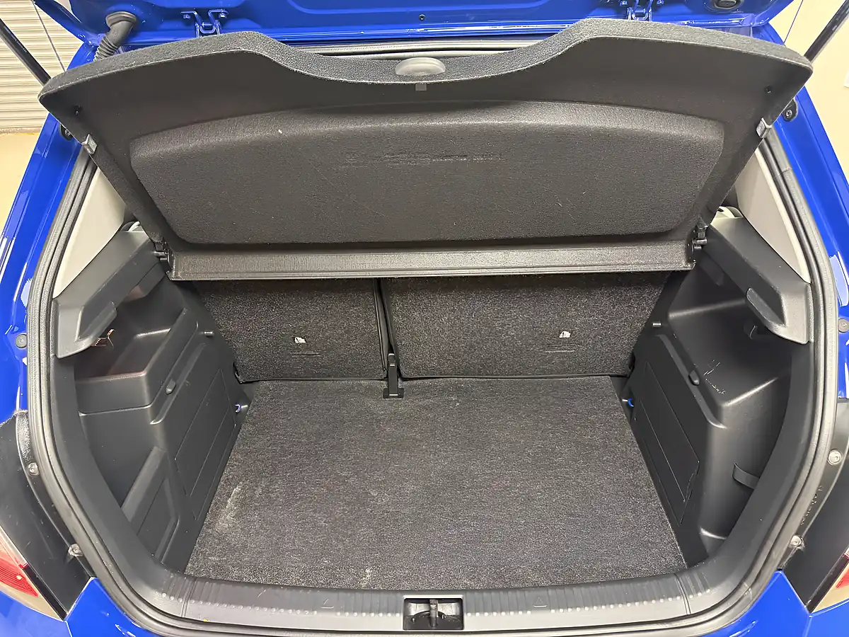 Used 2019 Skoda Fabia S Blue - Interior and Exterior details 16