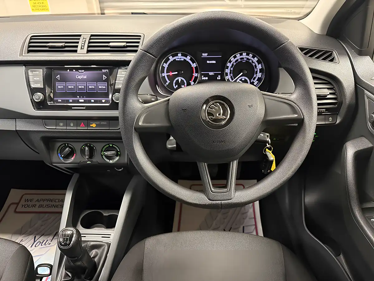 Used 2019 Skoda Fabia S Blue - Interior and Exterior details 6