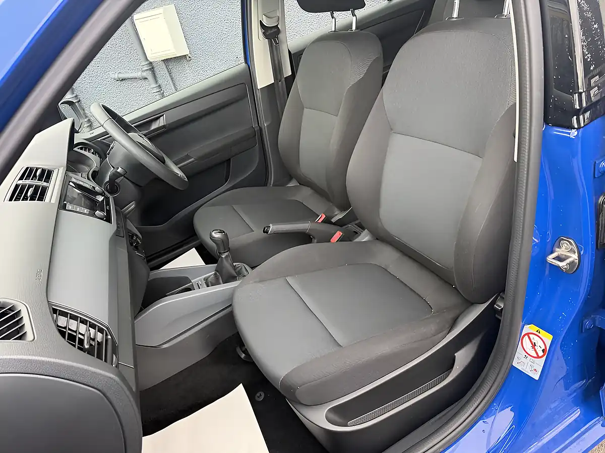 Used 2019 Skoda Fabia S Blue - Interior and Exterior details 13