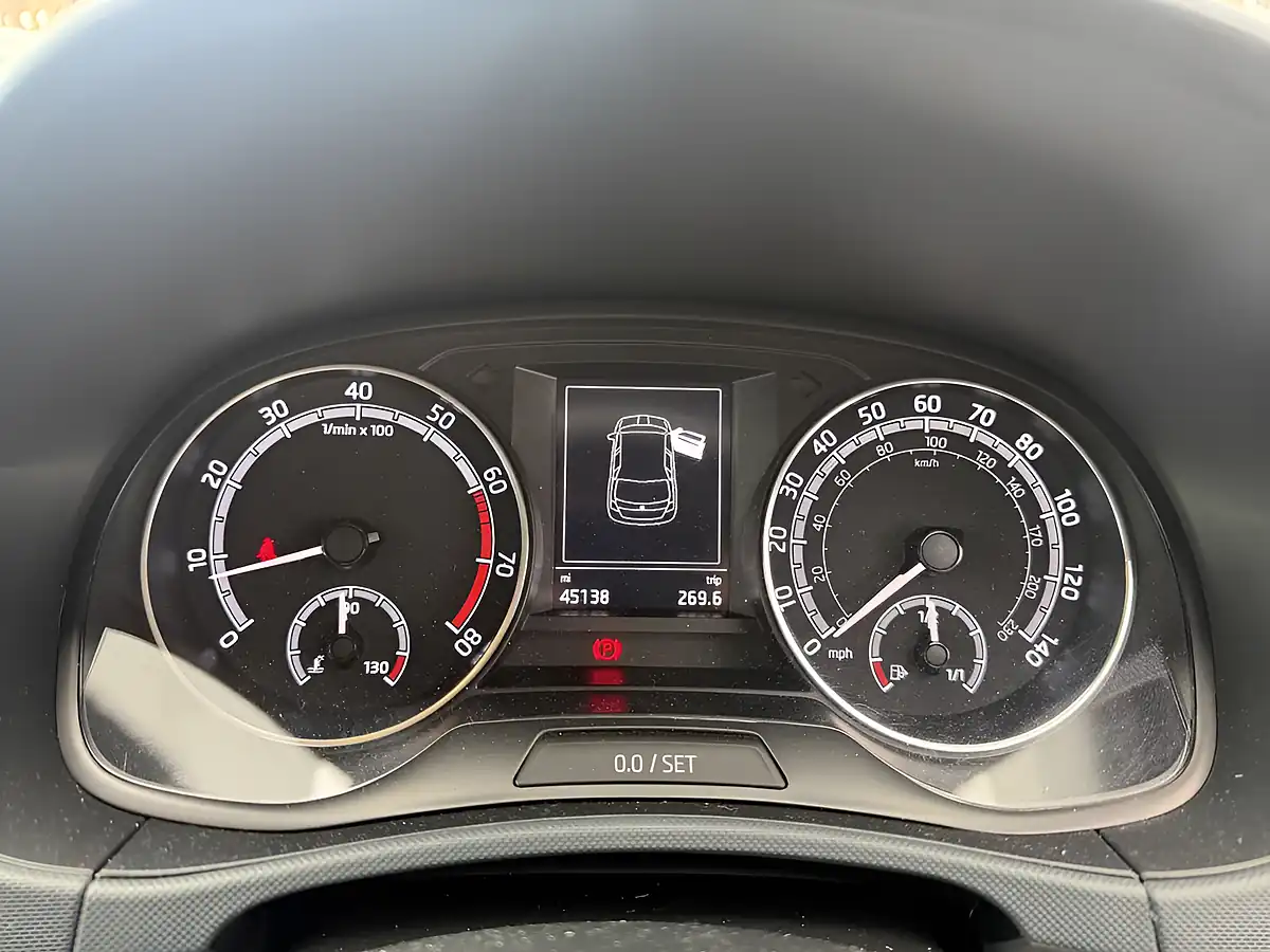 Used 2019 Skoda Fabia S Blue - Interior and Exterior details 19