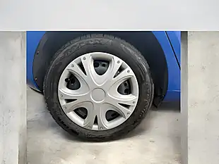 Used 2019 Skoda Fabia S Blue - Interior and Exterior details 7