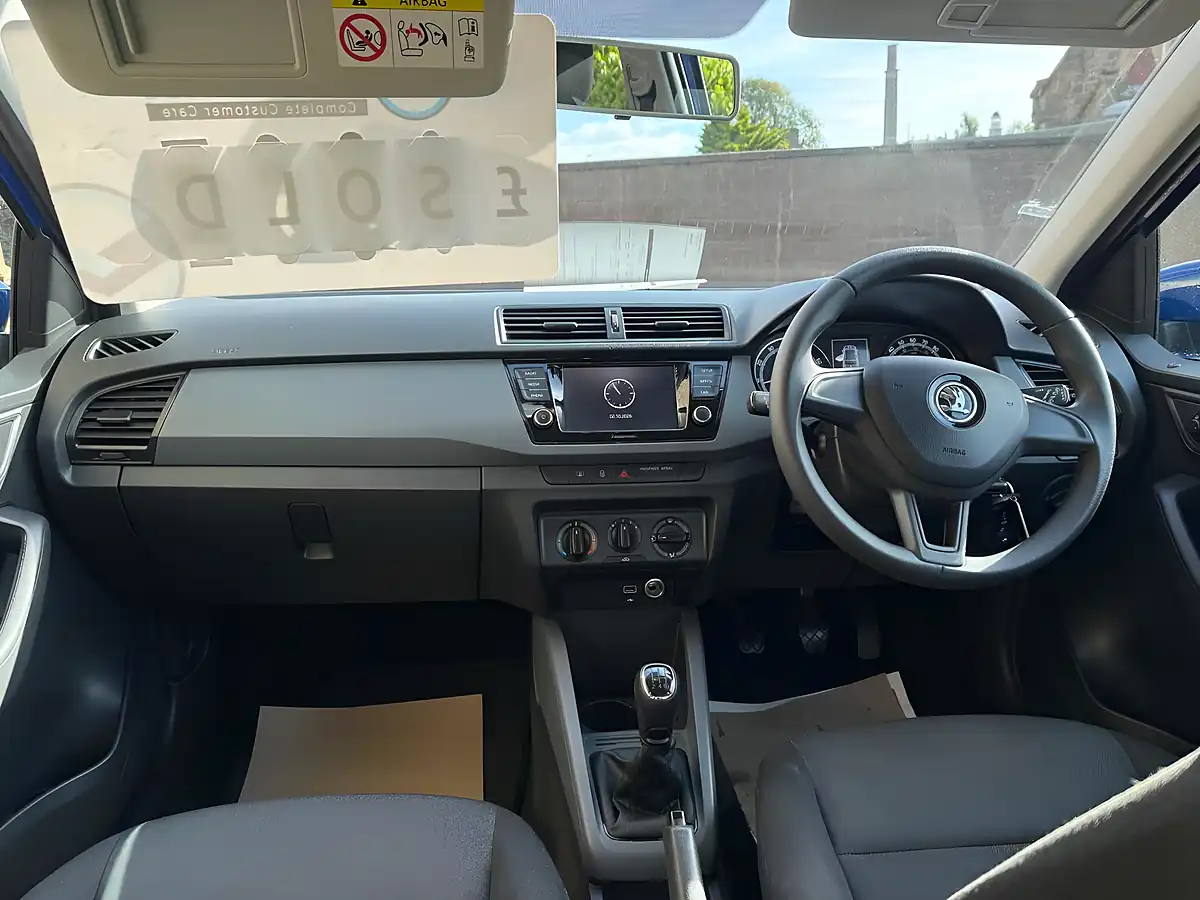 Used 2019 Skoda Fabia S Blue - Interior and Exterior details 10