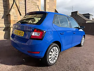 Used 2019 Skoda Fabia S Blue - Interior and Exterior details 5