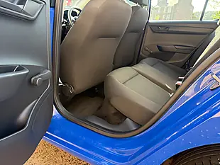 Used 2019 Skoda Fabia S Blue - Interior and Exterior details 9