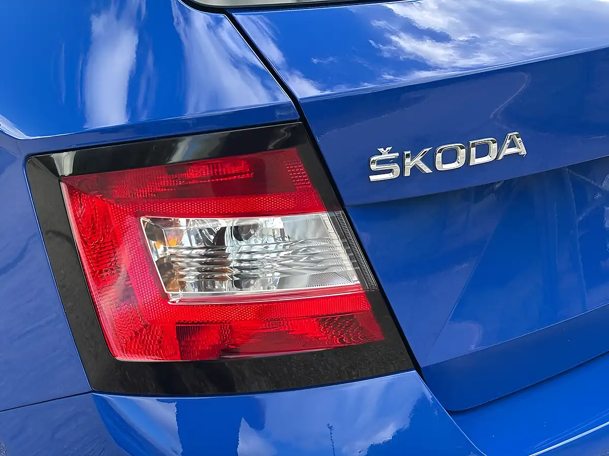 Used 2019 Skoda Fabia Se Blue - Interior and Exterior details 20