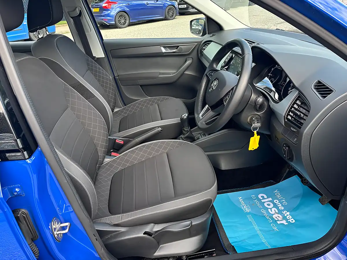 Used 2019 Skoda Fabia Se Blue - Interior and Exterior details 3