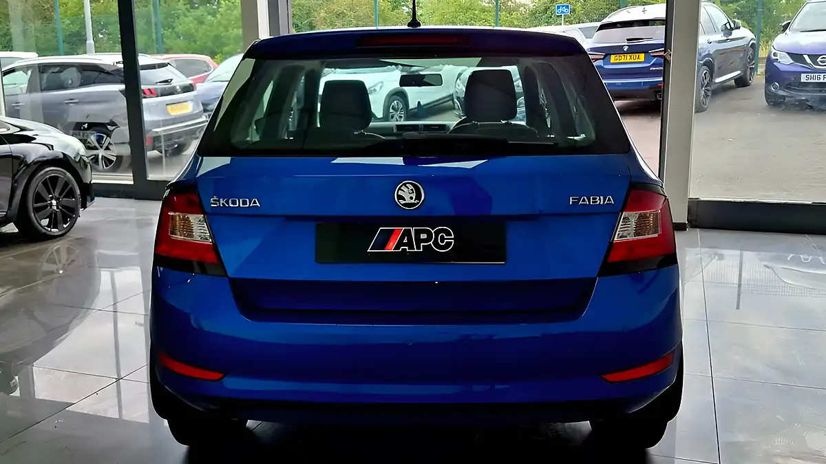 Used 2019 Skoda Fabia Se Blue - Interior and Exterior details 5