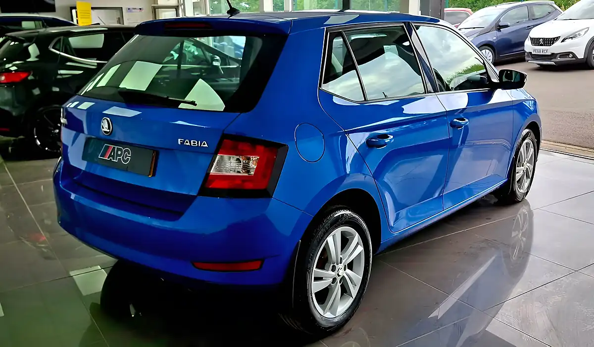 Used 2019 Skoda Fabia Se Blue - Interior and Exterior details 6