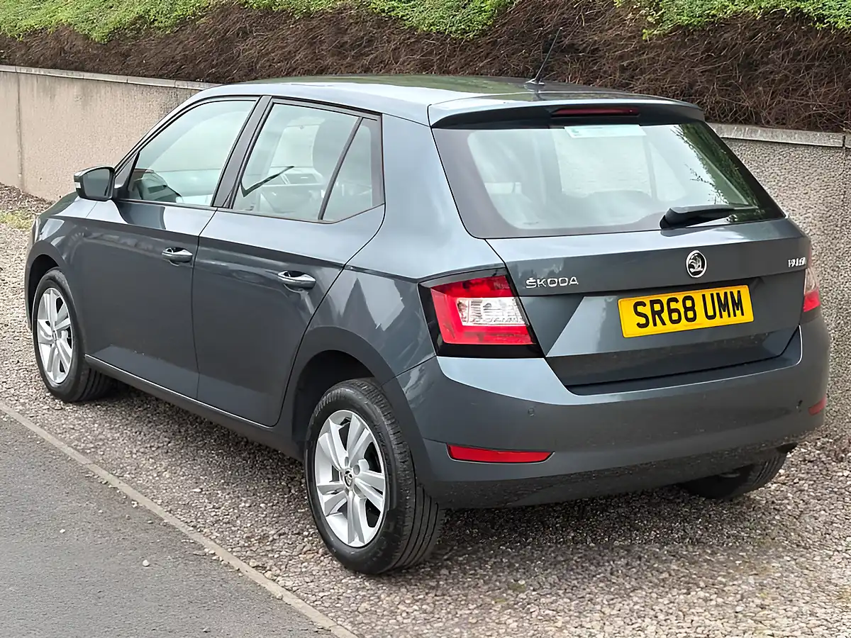 Used 2019 Skoda Fabia Se Grey - Interior and Exterior details 5
