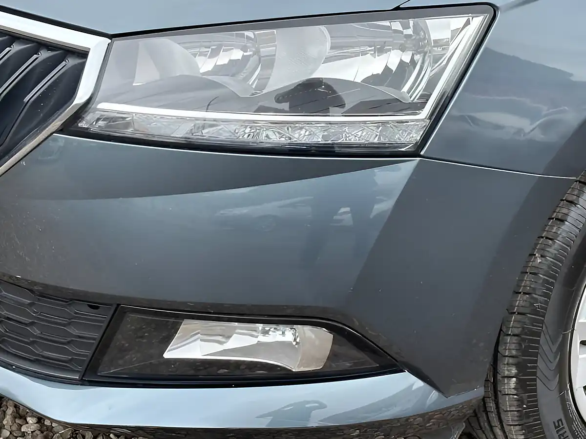 Used 2019 Skoda Fabia Se Grey - Interior and Exterior details 7