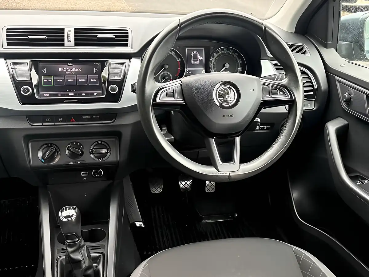 Used 2019 Skoda Fabia Se Grey - Interior and Exterior details 11