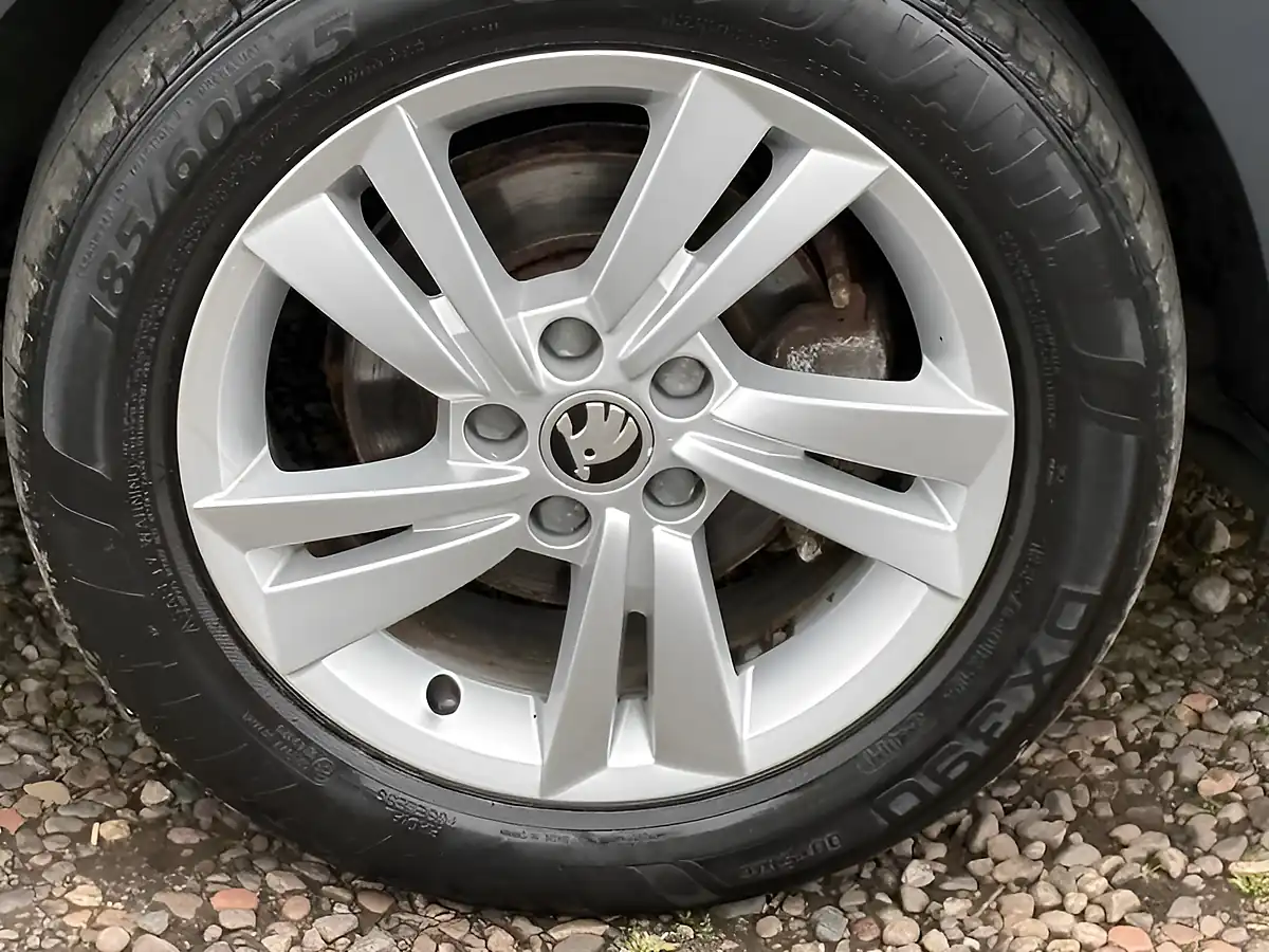 Used 2019 Skoda Fabia Se Grey - Interior and Exterior details 13
