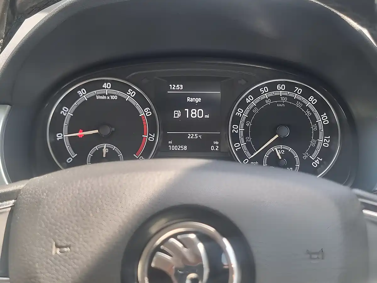 Used 2019 Skoda Fabia Se Grey - Interior and Exterior details 13