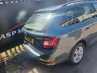Used 2019 Skoda Fabia Se Grey - Interior and Exterior details 9