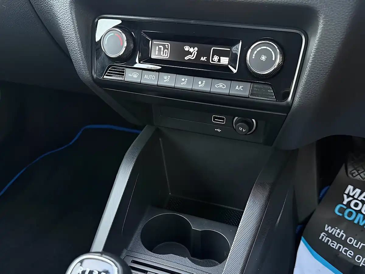Used 2019 Skoda Fabia Se L Blue - Interior and Exterior details 18