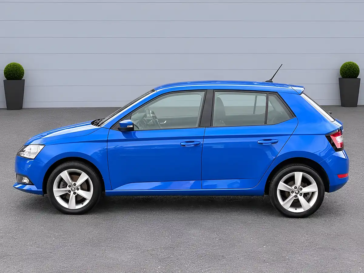 Used 2019 Skoda Fabia Se L Blue - Interior and Exterior details 8
