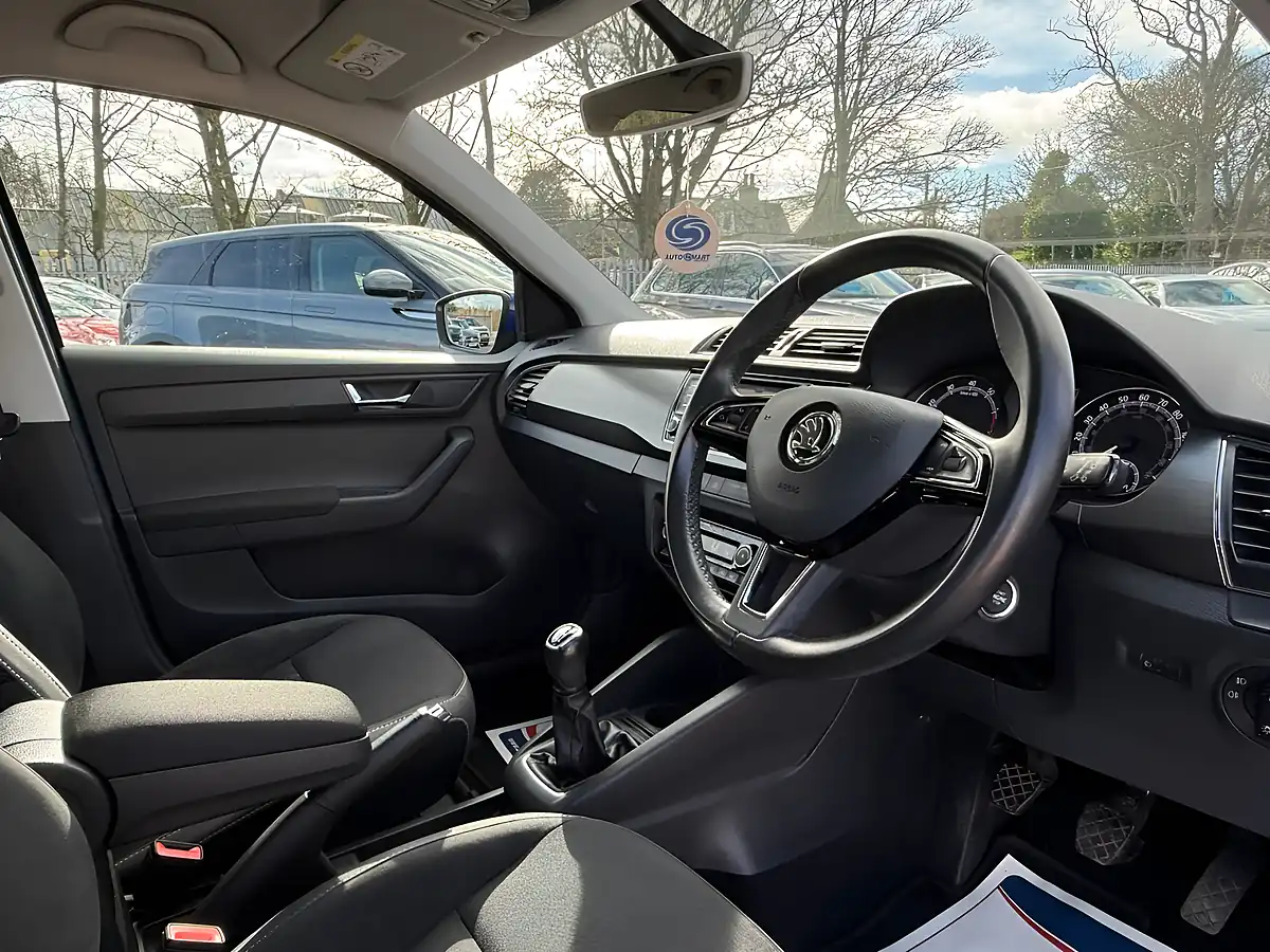 Used 2019 Skoda Fabia Se L Energy Blue - Interior and Exterior details 15