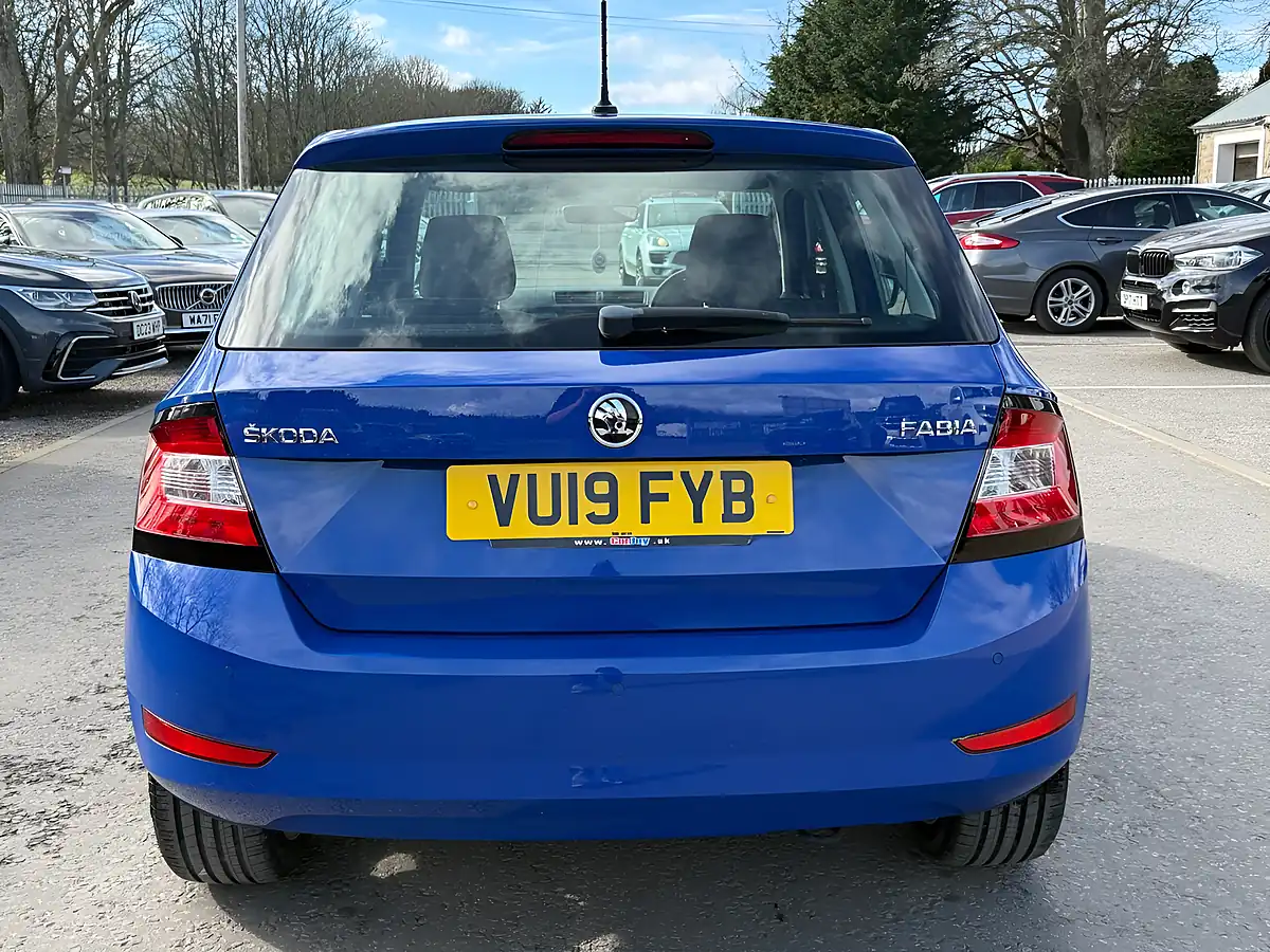 Used 2019 Skoda Fabia Se L Energy Blue - Interior and Exterior details 6