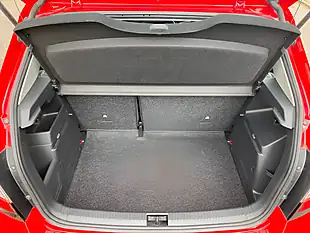 Used 2019 Skoda Fabia Se L Red - Interior and Exterior details 11