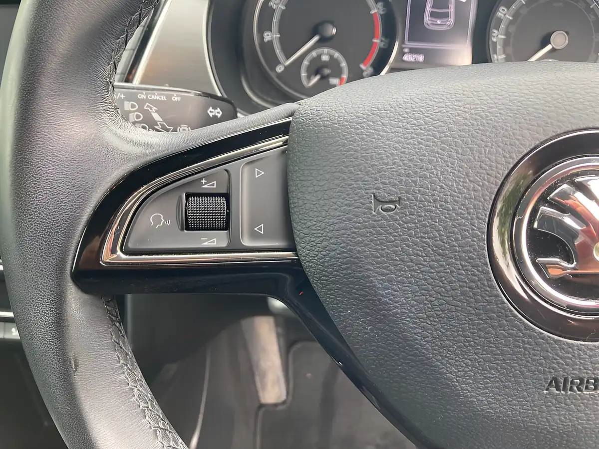 Used 2019 Skoda Fabia Se L Red - Interior and Exterior details 18