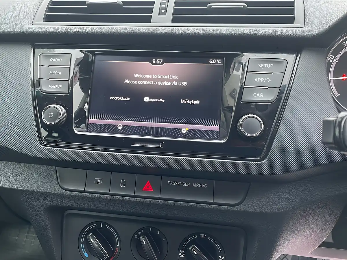 Used 2019 Skoda Fabia Se Silver - Interior and Exterior details 14