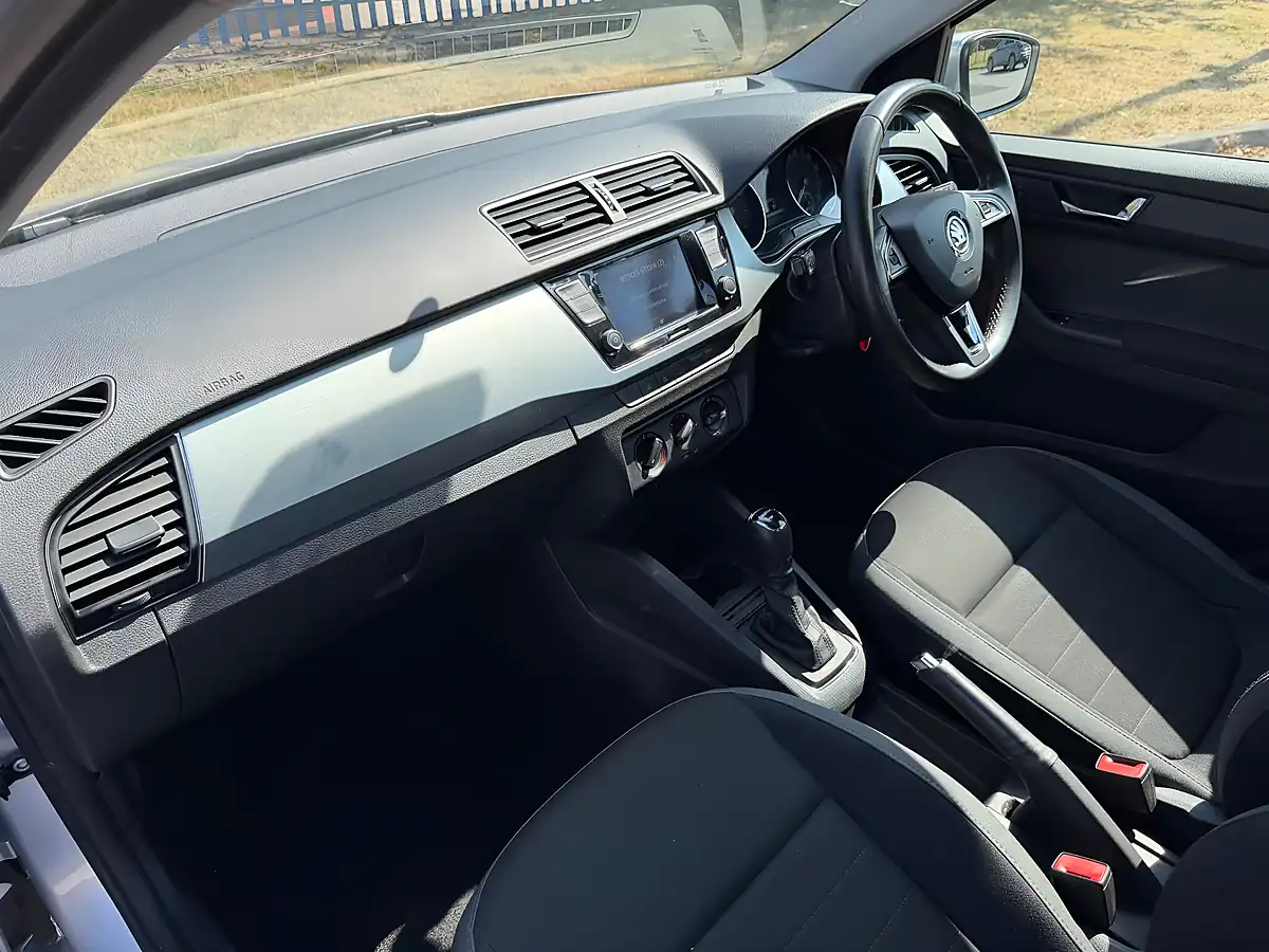 Used 2019 Skoda Fabia Se Silver - Interior and Exterior details 13