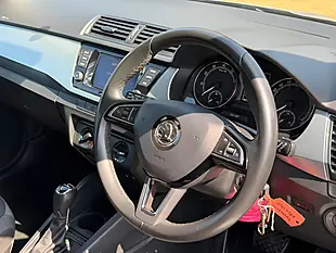 Used 2019 Skoda Fabia Se Silver - Interior and Exterior details 19
