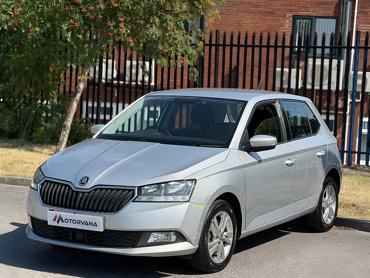 Used 2019 Skoda Fabia Se Silver - Interior and Exterior details 3