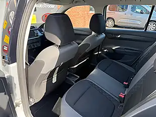 Used 2019 Skoda Fabia Se Silver - Interior and Exterior details 14