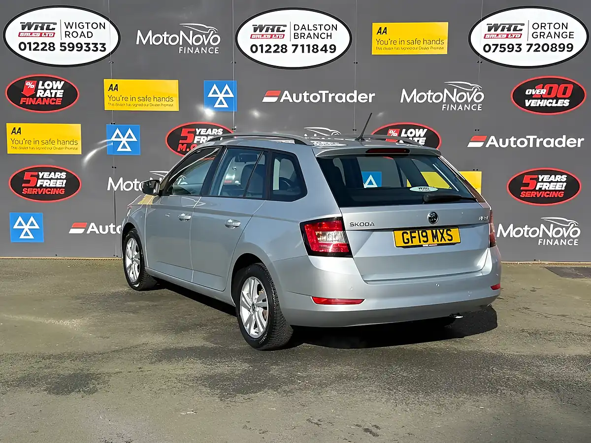 Used 2019 Skoda Fabia Se Silver - Interior and Exterior details 3