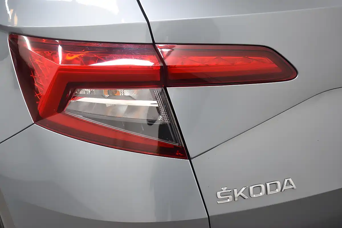 Used 2019 Skoda Karoq Edition Grey - Interior and Exterior details 16