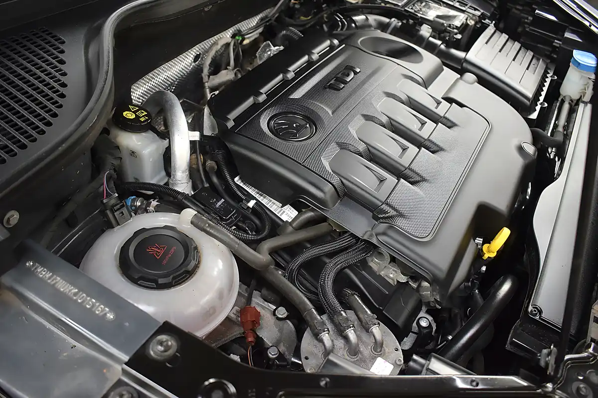 Used 2019 Skoda Karoq Edition Grey - Interior and Exterior details 9