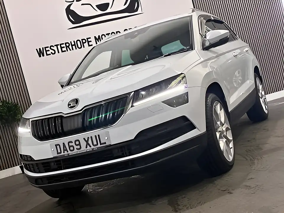 Used 2019 Skoda Karoq Edition White - Interior and Exterior details 10